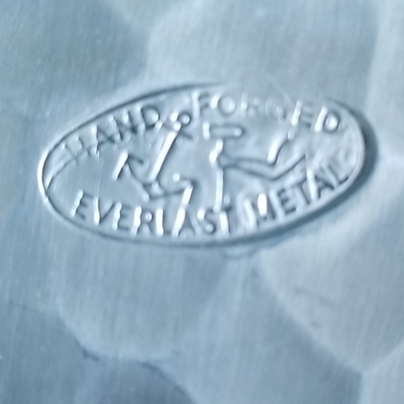 Vintage Aluminum Platter - Picture 4 of 4